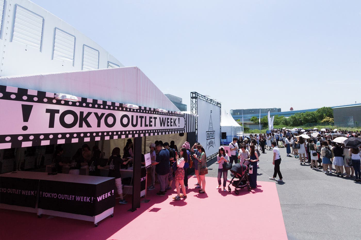 タレントの出演など、イベントも多数