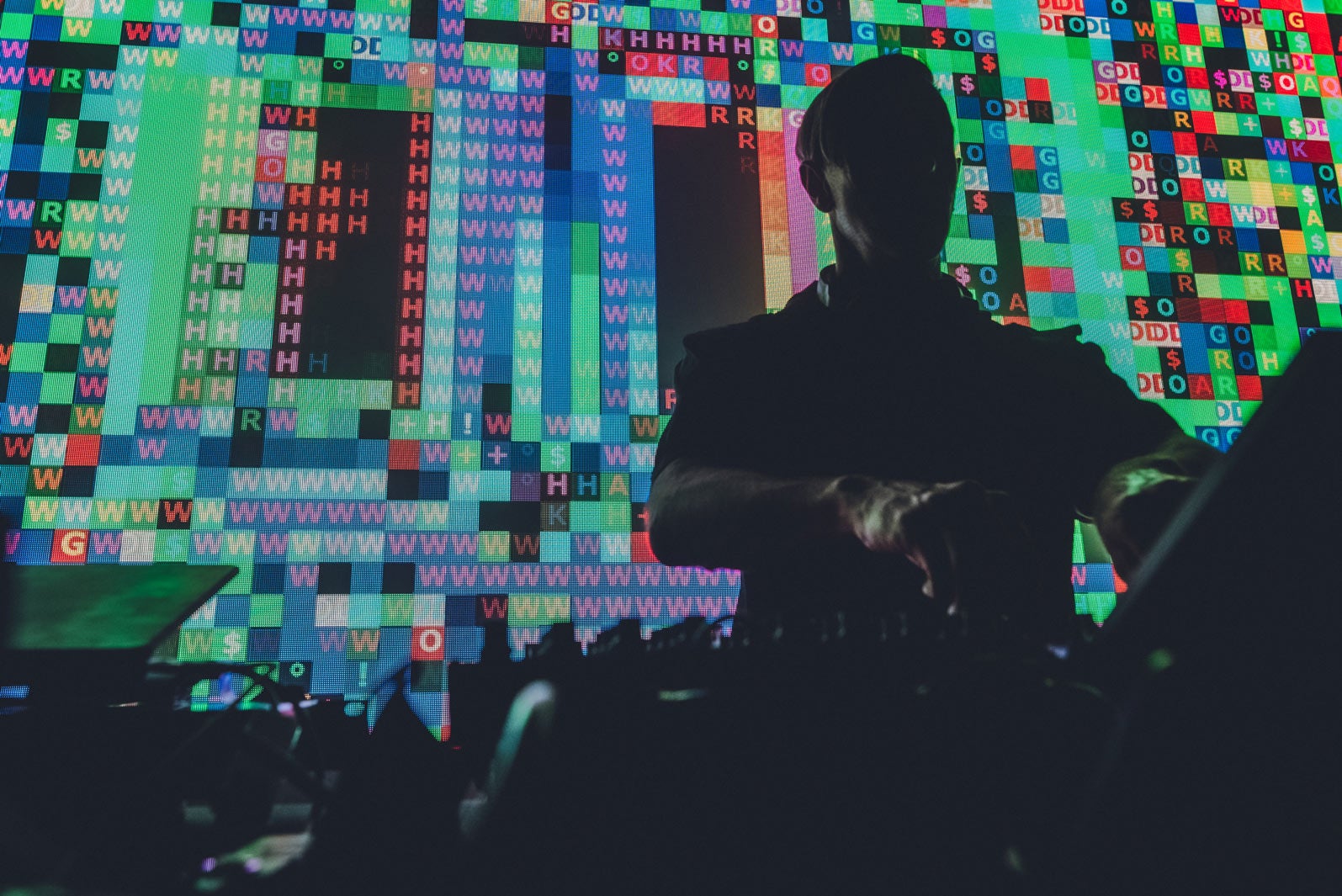 RICHIE HAWTIN「PRADA EXTENDS TOKYO」より（提供写真）