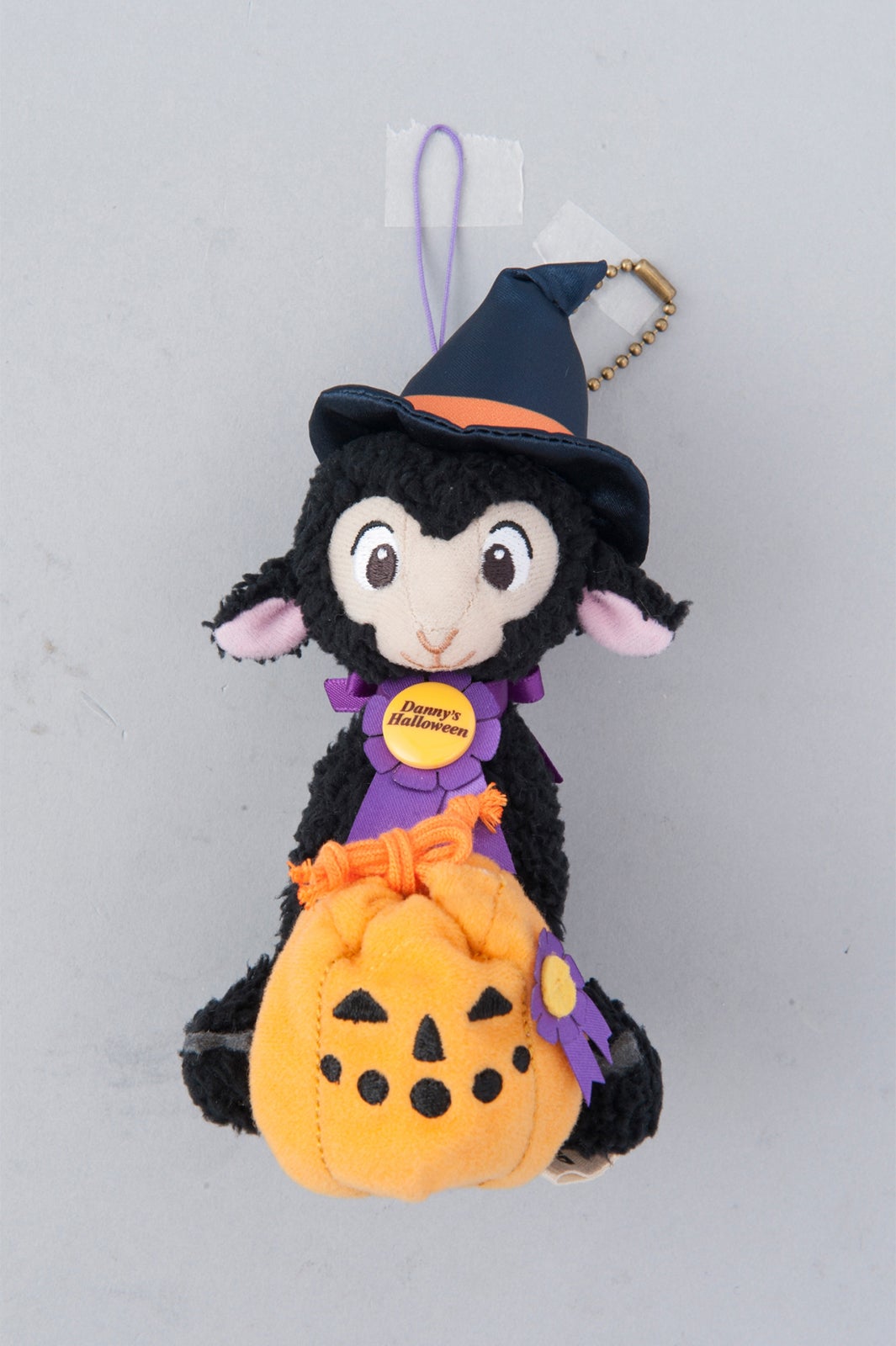 ストラップ（1400円）（C）Disney