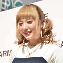 「LARME(ラルム)」の創刊1周年記念イベント「LOVELY 1st ANNIVERSARY」に出席したAMO