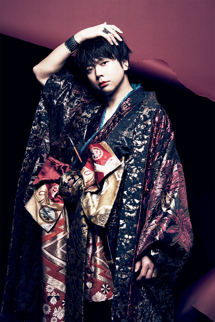 増田貴久、NEWS「変身」ツアー衣装を全解説 ステージ演出とのリンクも