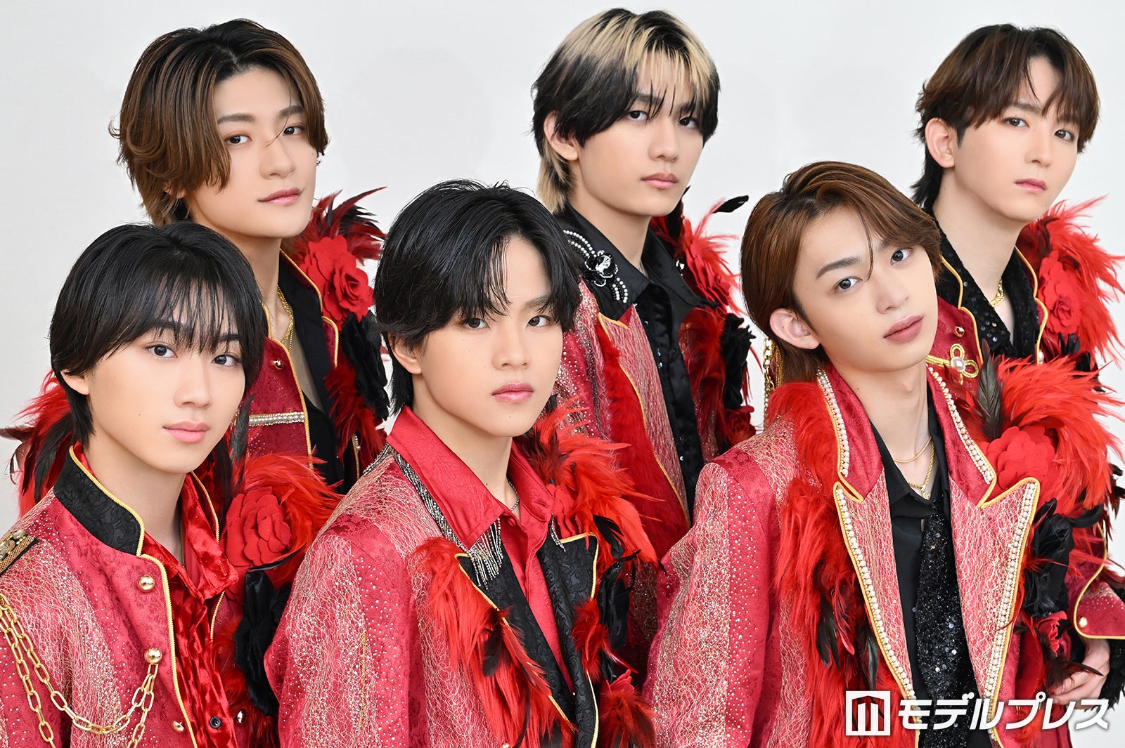 Lienel「エビライ」で一番仲良くなったメンバーは？「下半期国宝級イケメン（予定）」「EBiDAN2番目に背が高い」「自認にっこりイカ」…新・他己紹介キャッチコピーも誕生【「愛のダバダ」インタビュー後編】