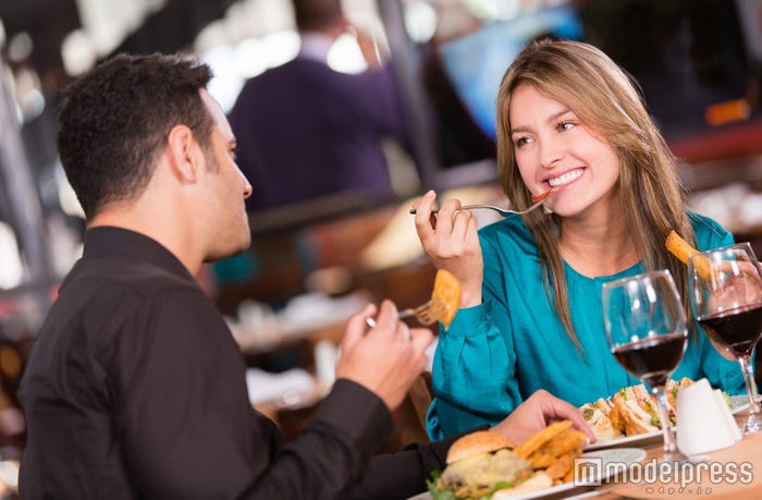 あなたの方からさりげなく好きと言ってみて(Photo by Andres Rodriguez/Fotolia)