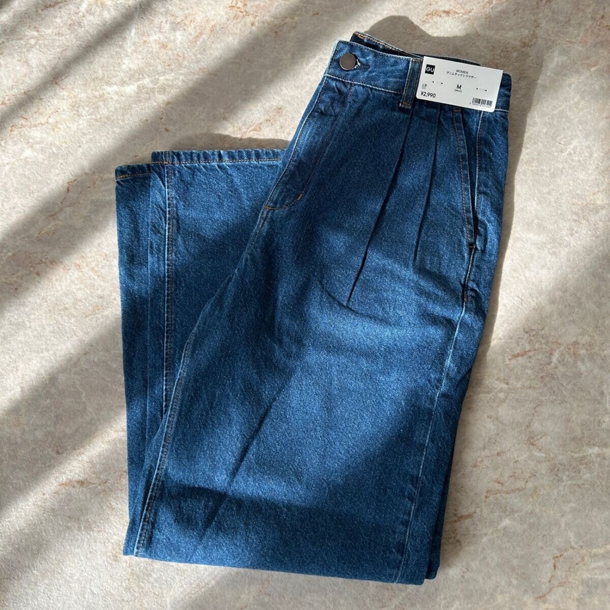 GUデニムタックトラウザー　BLUE