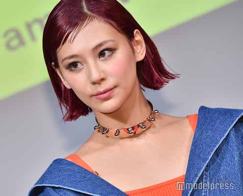 西内まりや、“チェリーピンク”ヘアにイメチェン 明るめスタイルに「真似したい」「めちゃくちゃ可愛い」の声