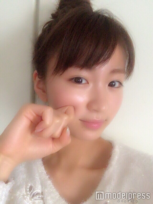 鼻の横～頬～耳へ