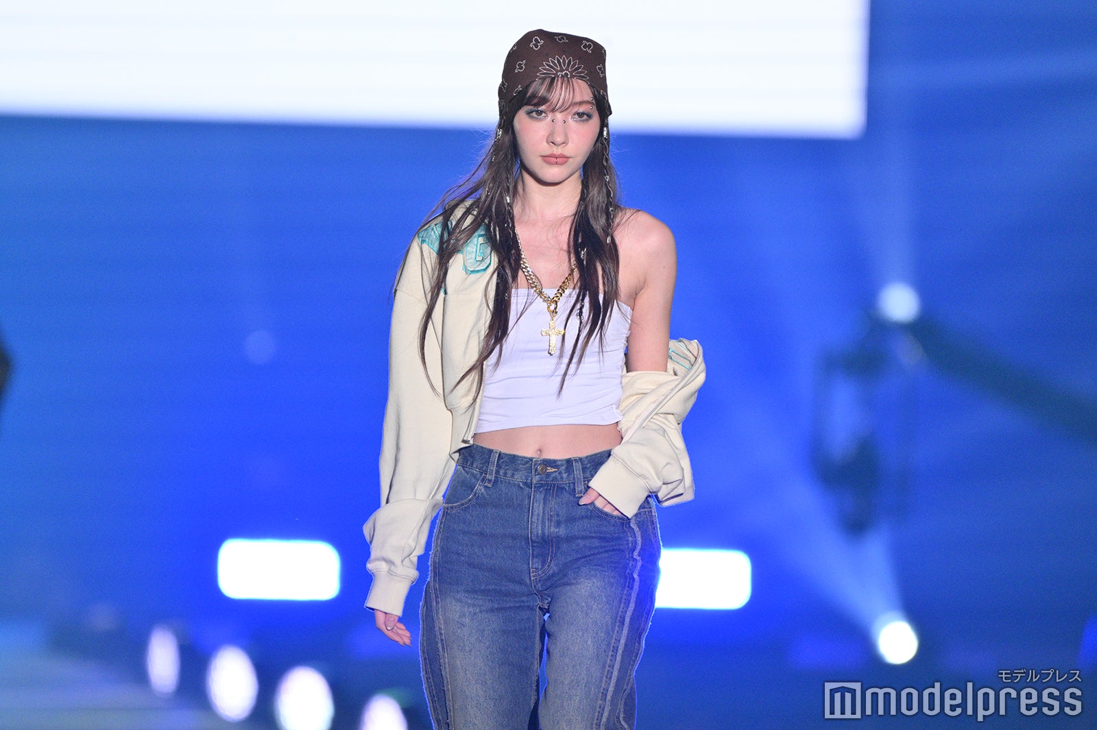 雑賀サクラ（C）モデルプレス