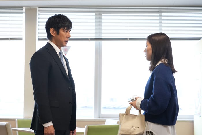 西島秀俊、芳根京子/「真犯人フラグ 真相編」第18話より(C)日本テレビ