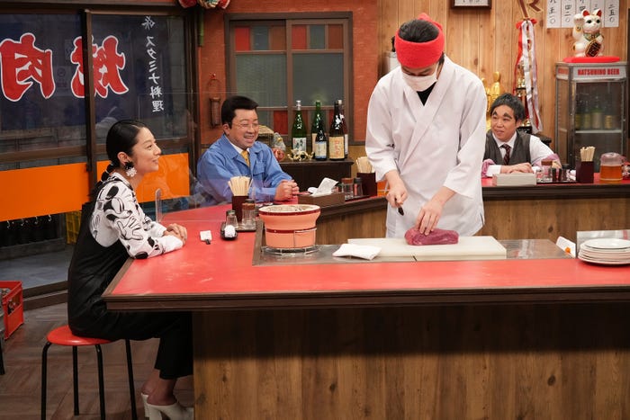 (左から)小池栄子、松尾駿、粗品、せいや (C)フジテレビ