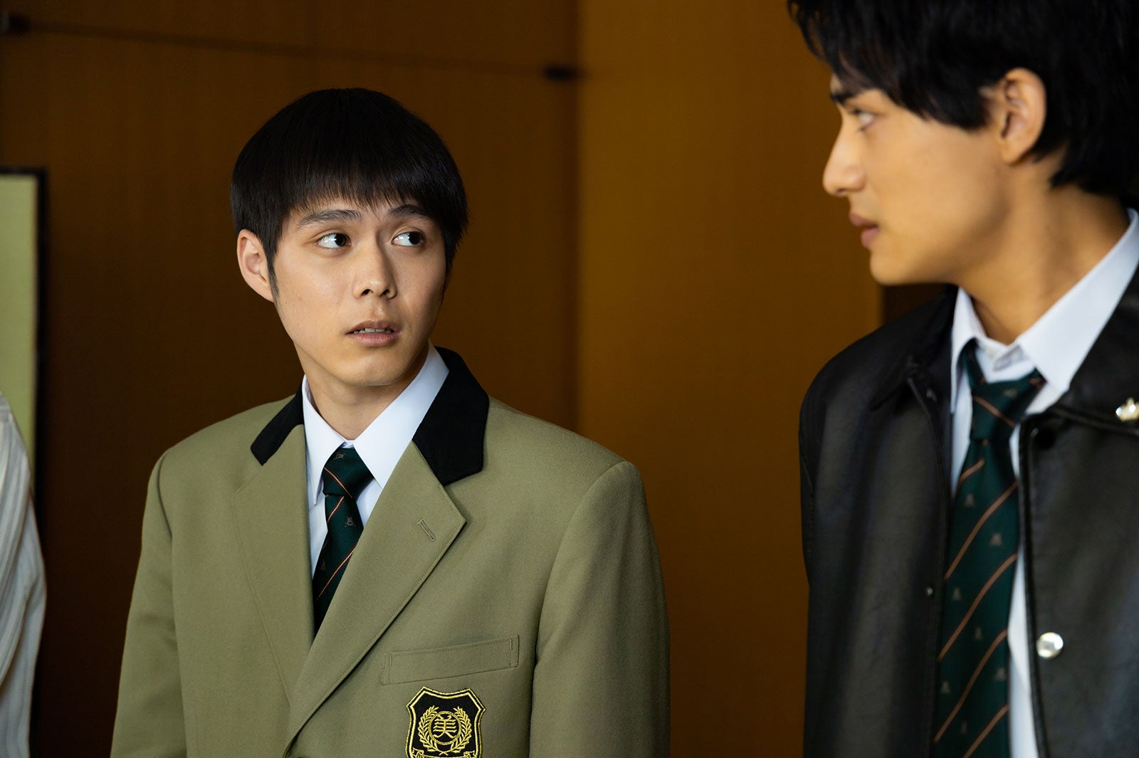 細田佳央太 、藤枝喜輝／「もしも、イケメンだけの高校があったら」第2話より（C）テレビ朝日