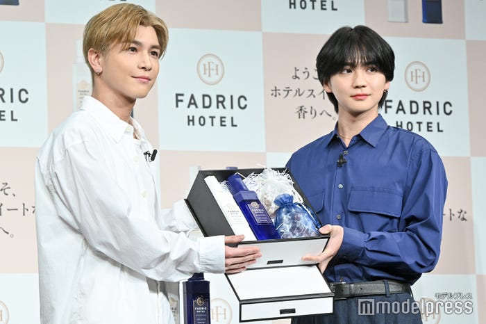 岩田剛典、吉野北人(C)モデルプレス