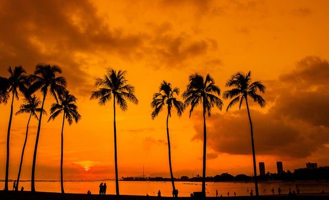 ハワイの泣けるほど綺麗なサンセットスポット5選 女子旅プレス ハワイの泣けるほど綺麗なサンセットスポット5選 女子旅プレス