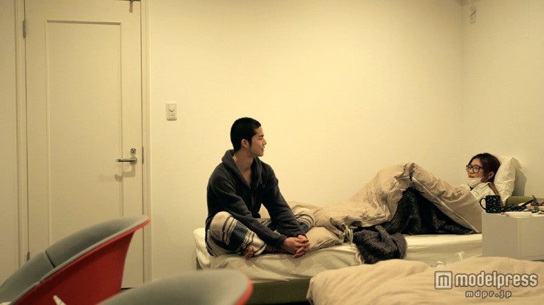 今井華（右）と菅谷哲也（左）／3月15日放送回より（画像提供：フジテレビ）