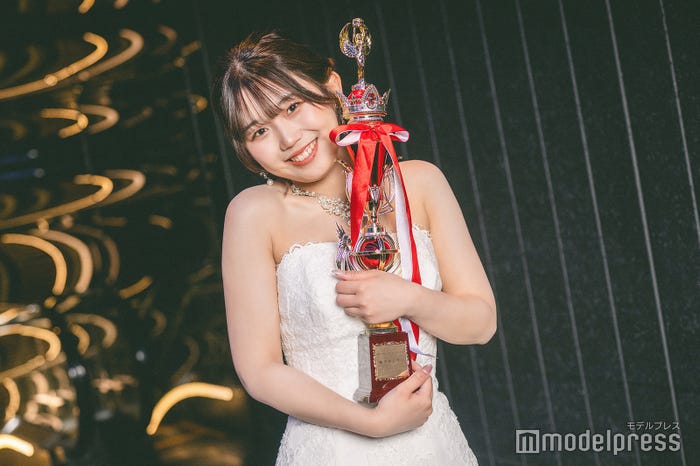 磯邉明日菜さん(C)モデルプレス