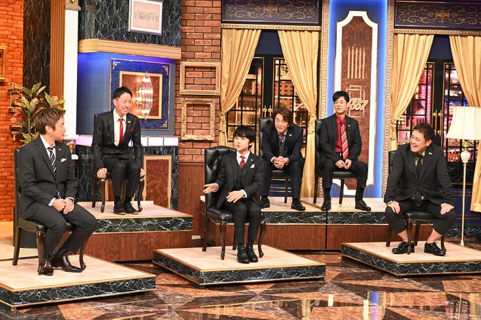 (左から)徳井義実、福田充徳、寺田心、堀内健、名倉潤、有田哲平(C)日本テレビ