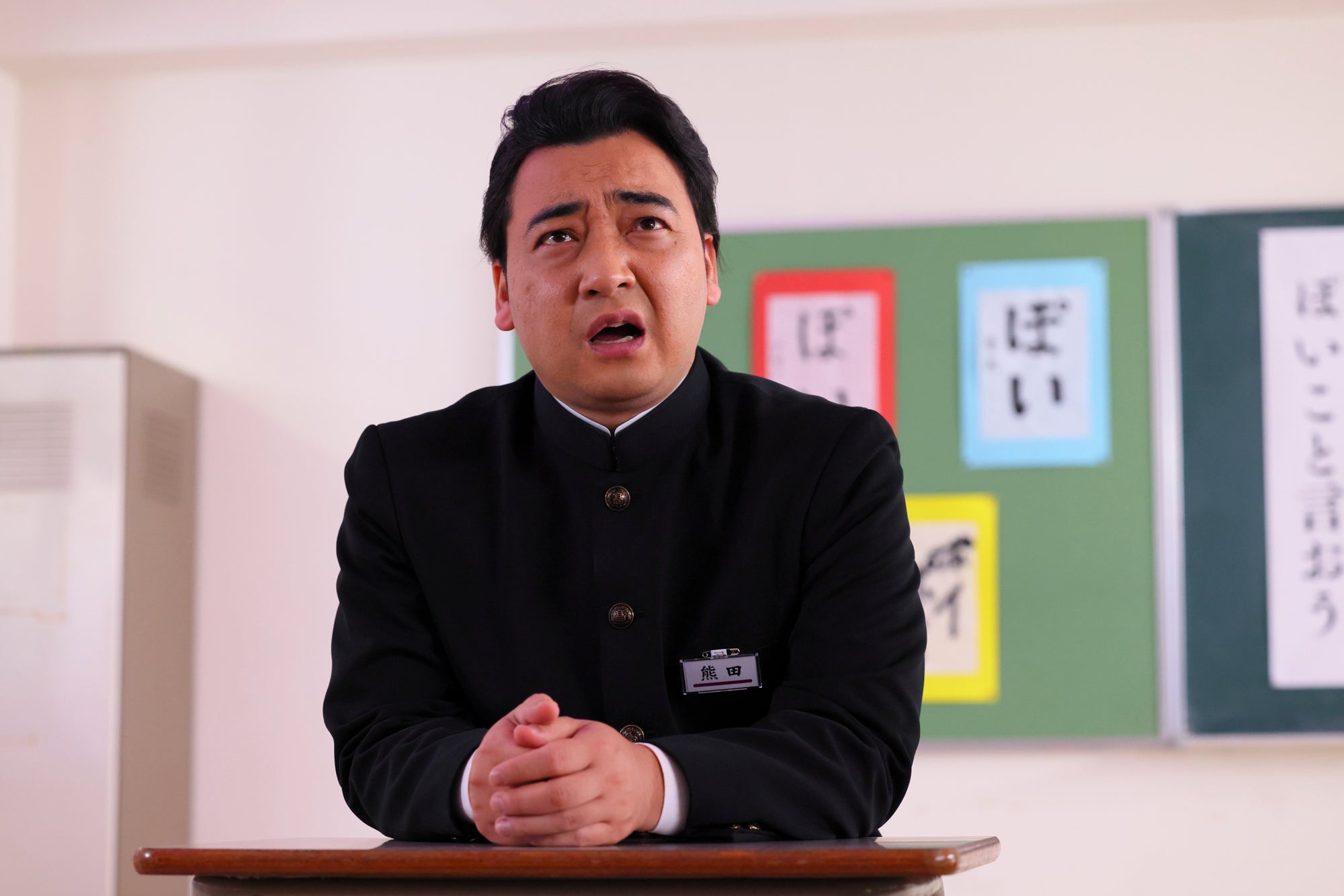 斉藤慎二 「コンビニ★ヒーローズ ～あなたのSOSいただきました！！～」より（C）関西テレビ