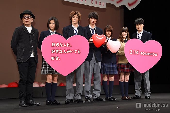 (左より)廣木隆一監督、黒島結菜、山田裕貴、福士蒼汰、有村架純、佐藤ありさ、入江甚儀