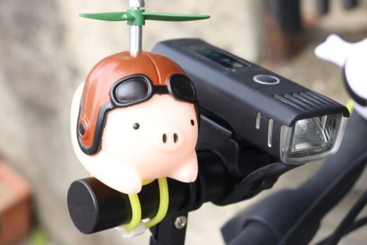 ダイソー　自転車パフホーン（豚）　使用例