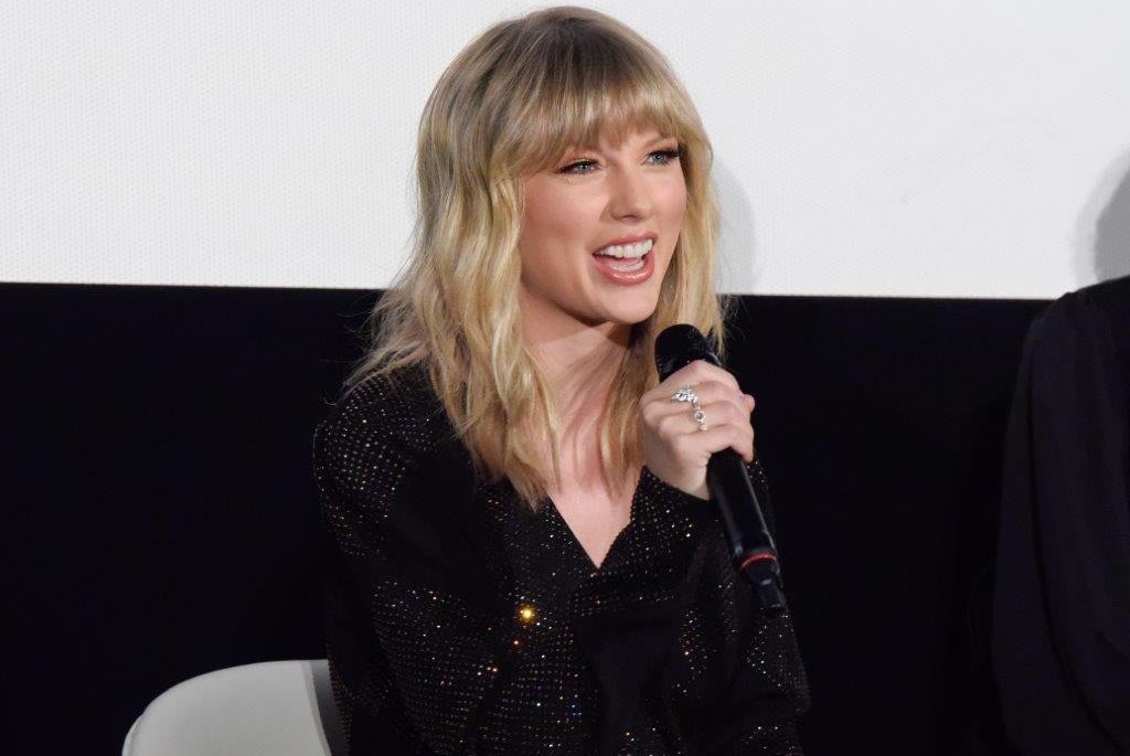 テイラー・スウィフト、7年ぶり日本ファンイベントに600人集結　涙するファンも