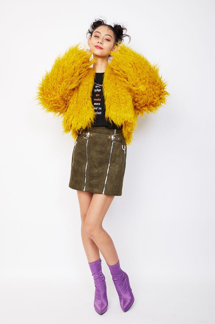 オーバーストリート/衣装協力:EVRIS