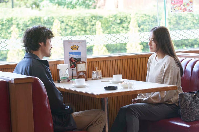 和田聰宏、片岡礼子「少年のアビス」第6話より(C)峰浪りょう・集英社/「少年のアビス」製作委員会・MBS