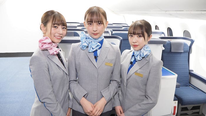 (左から)北野日奈子 鈴木絢音 渡辺みり愛(提供画像)