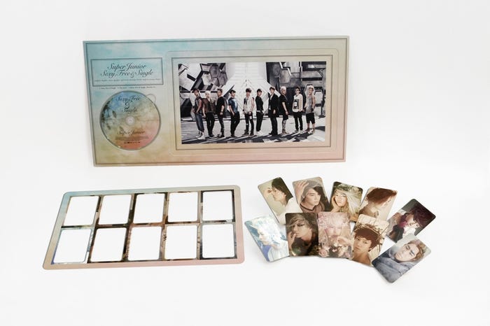 SUPER JUNIOR日本第4弾シングル「Sexy, Free&Single」(2012年8月22日発売)【CD ONLY】<初回限定生産盤> 特大パネル仕様