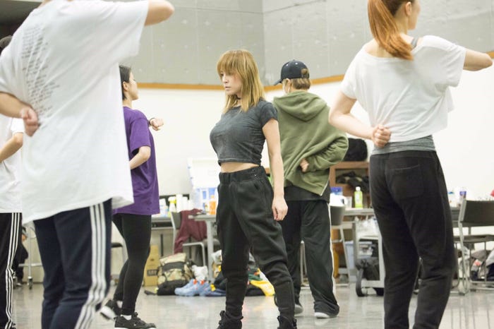 ダンスリハーサルの様子(画像提供:avex)