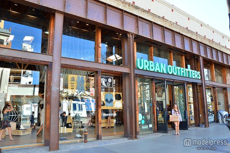 日本未上陸の「Urban Outfitters（アーバンアウトフィッターズ）」