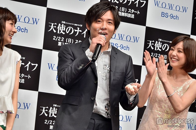 小出恵介、倉科カナら美女からケーキを“あ～ん” バースデーサプライズに感激