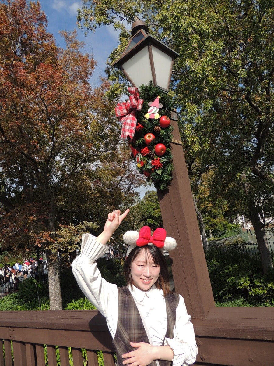 クリスマスのオーナメントにちょこんとリルリンリン