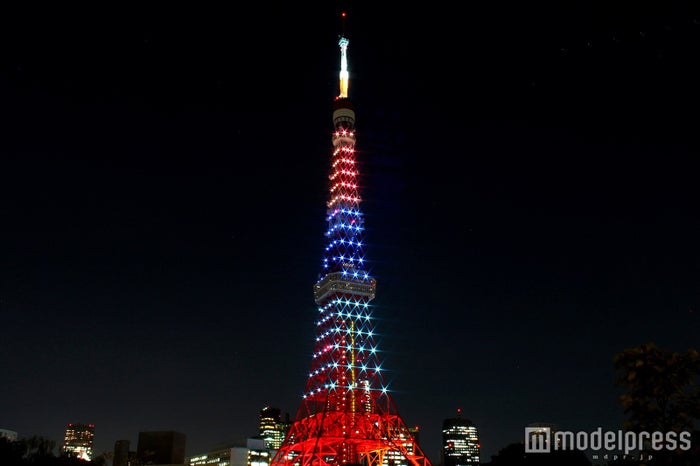 東京タワー お月見ライトアップ で年に一度の幻想的な輝き 女子旅プレス 東京タワー お月見ライトアップ で年に一度の幻想的な輝き 女子旅プレス