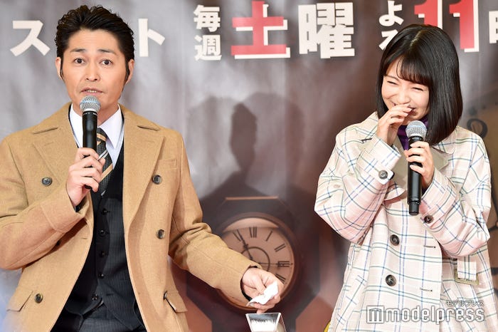 安田顕、浜辺美波(C)モデルプレス