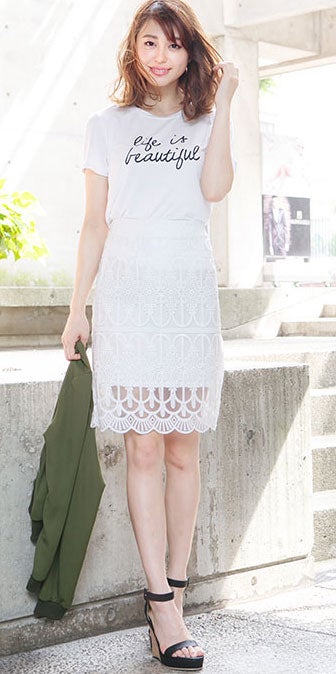 バックファスナー☆総レースペンシルタイトミニスカート「神戸レタス」1990円（税込）