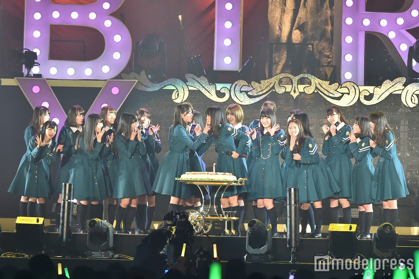 欅坂46デビュー1周年記念ライブレポ】“坂組”の絆はこれからも…凄みを増