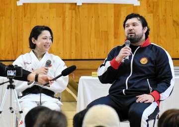 出口クリスタさん 8戦全勝！有終飾った「引退試合できて楽しかった」 ウルフアロンが“引退試合”演出「楽しんでもらえて良かった」