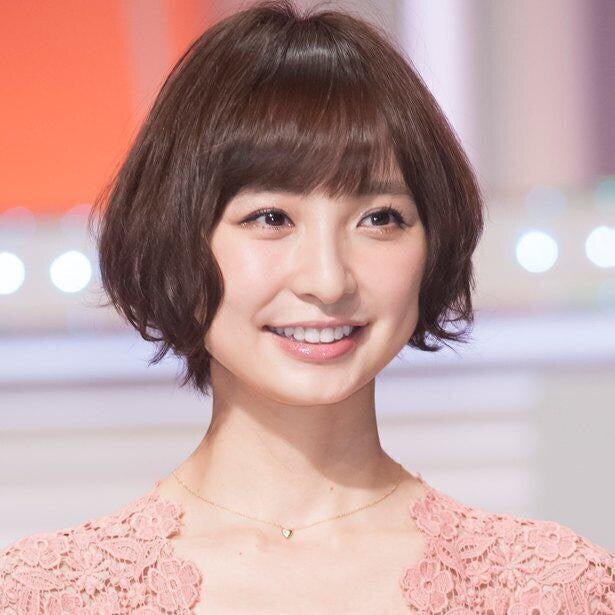 篠田麻里子 笑顔がそっくり な娘との幸せあふれる親子shotに 天使が2人 癒される と反響 モデルプレス