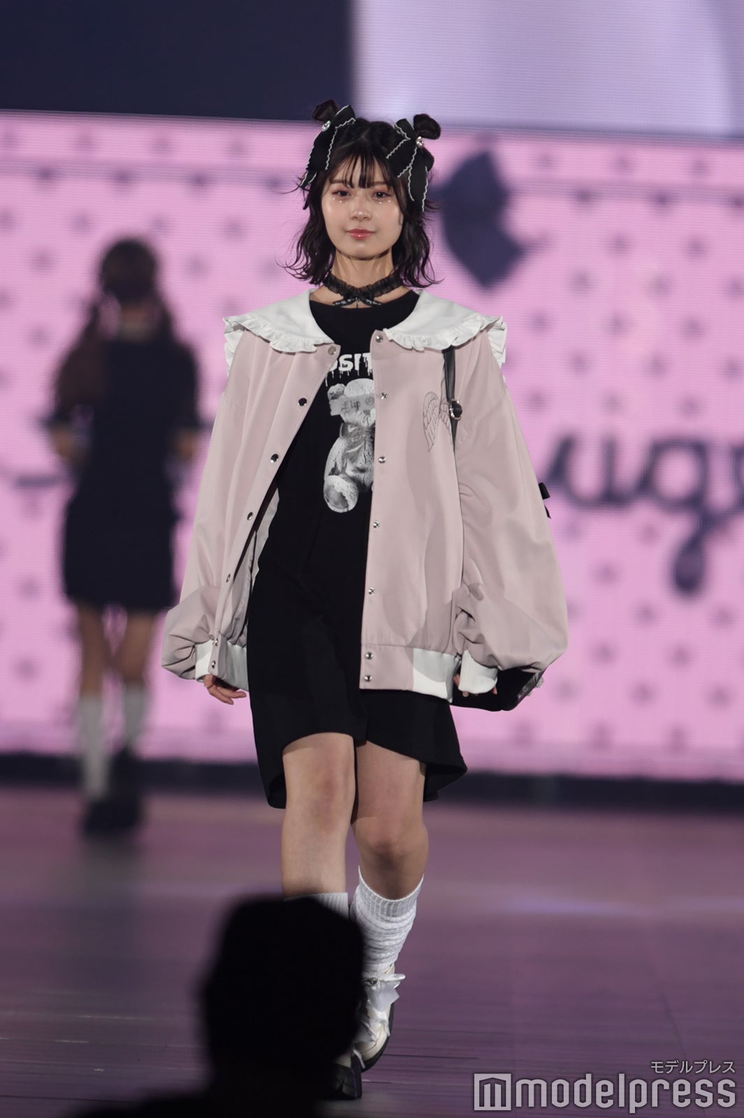 （C）モデルプレス