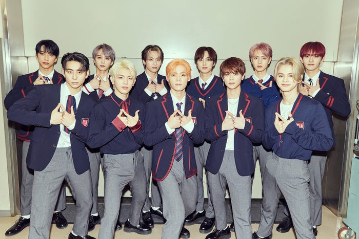 INI(C)LAPONE ENTERTAINMENT