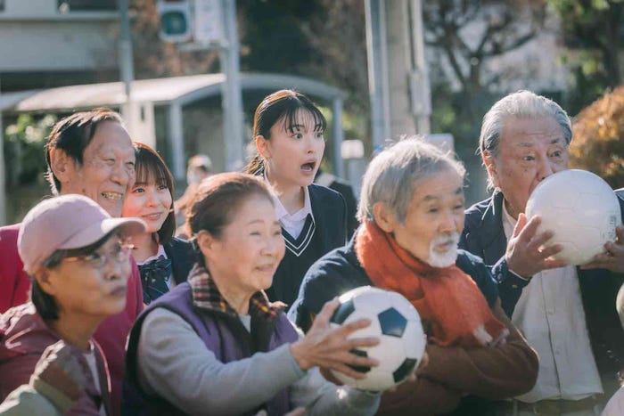 茅島みずき「霧尾ファンクラブ」第8話(C)地球のお魚ぽんちゃん・実業之日本社/中京テレビ