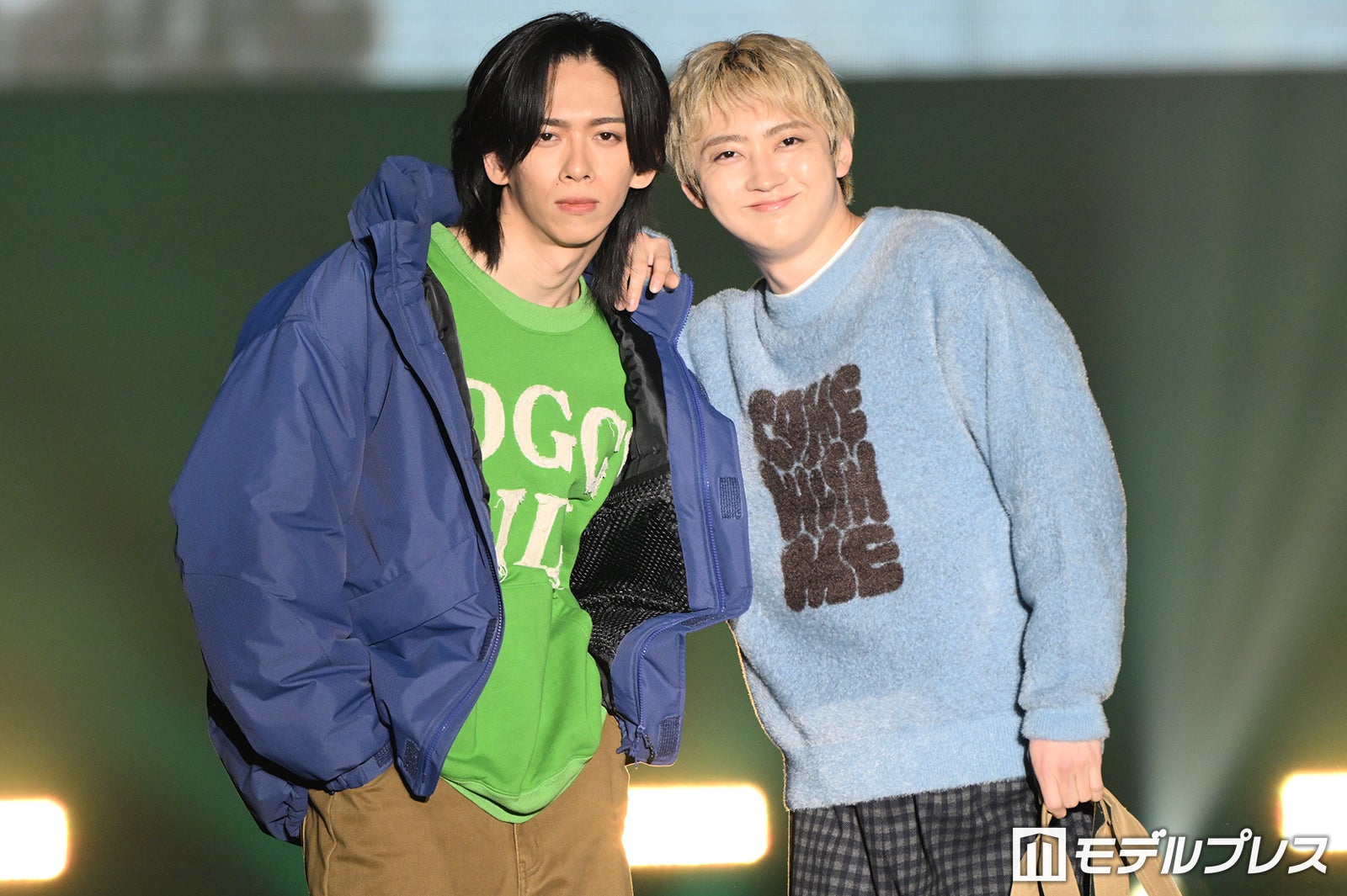 超特急・船船津稜雅＆村田祐基、カジュアルコーデでペアランウェイ 顔を見合わせポージング「おさなな良すぎた」「ニコニコ可愛い」【TGC北九州2026】