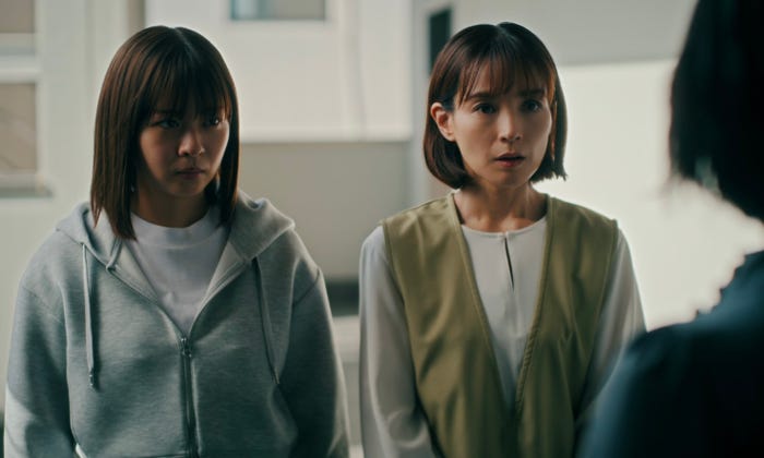 莉子、国仲涼子「3年C組は不倫してます。」第10話(C)日本テレビ