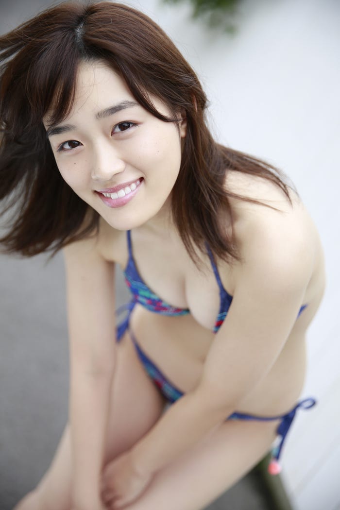 梅田綾乃(C)佐藤佑一/週刊プレイボーイ