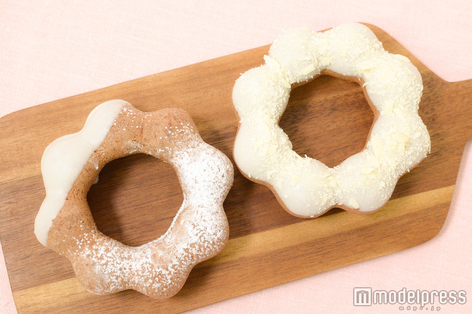 ポン・デ・クーベルショコラホイップ ホワイト、ポン・デ・ホワイトショコラ（C）モデルプレス