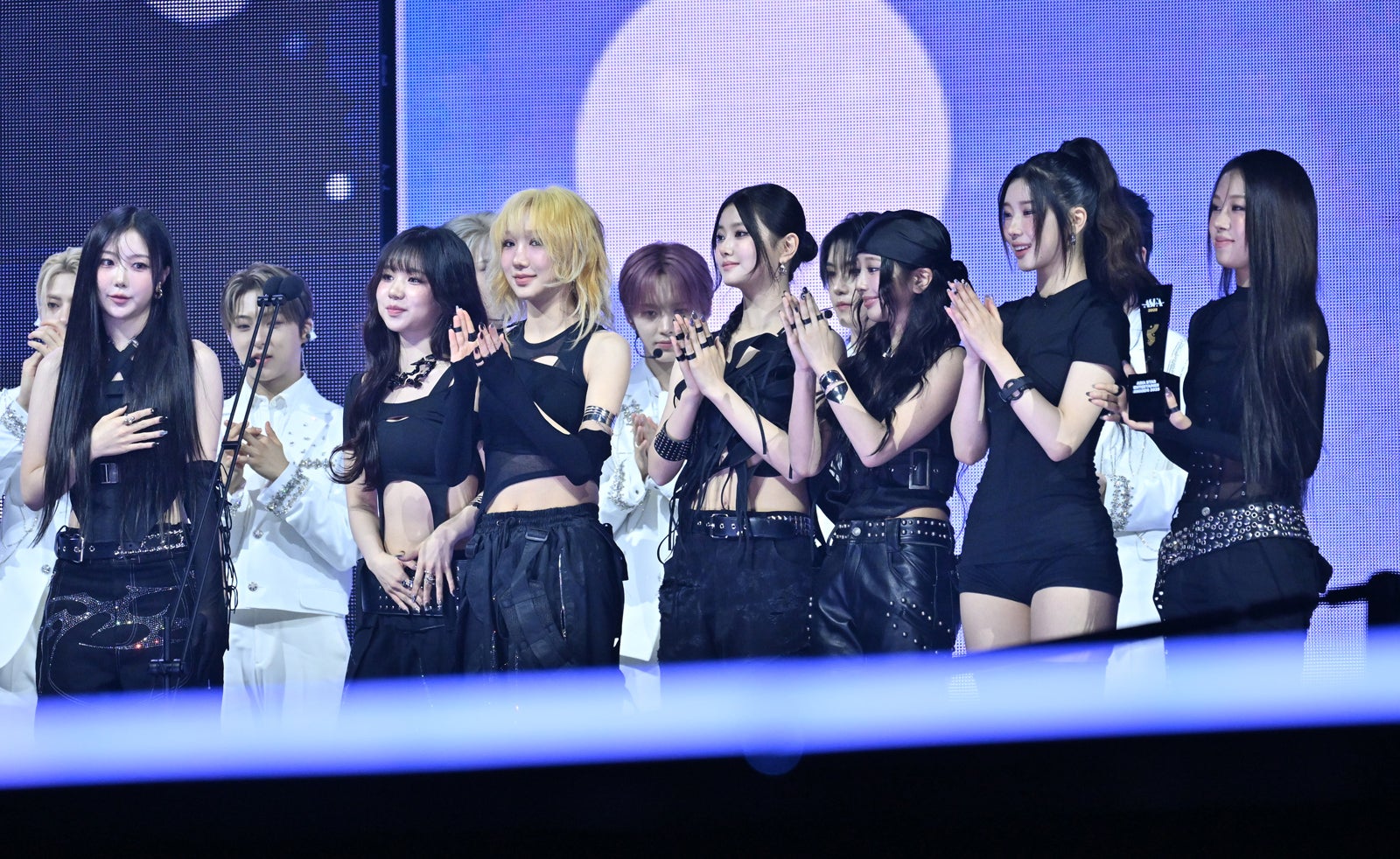 BADVILLAIN（C）ASEA組織委員会