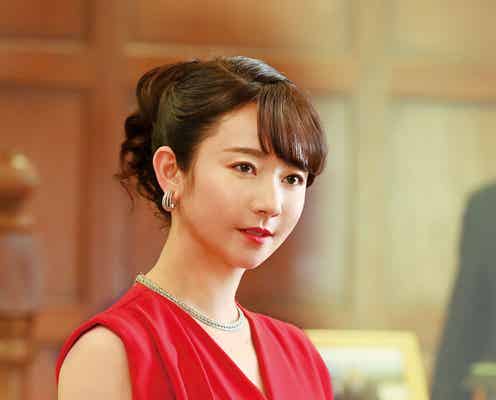 木村文乃、妖艶に真っ赤なドレス纏う 広瀬アリス・菜々緒らキャラクター写真解禁<七人の秘書 THE MOVIE>
