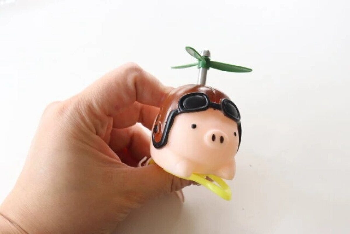 ダイソー　自転車パフホーン（豚）