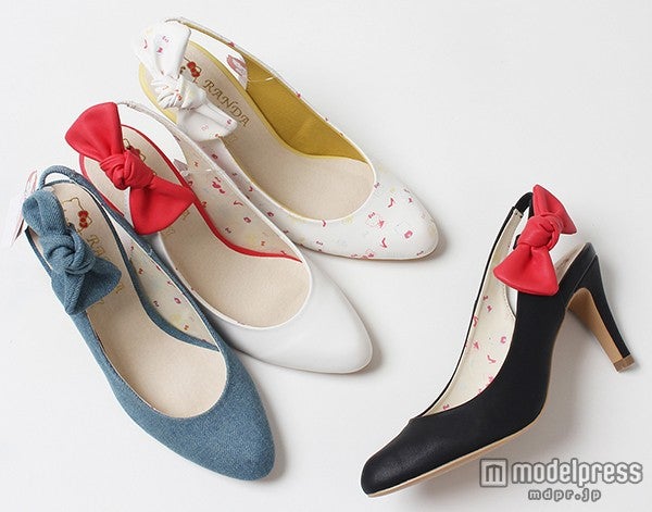 ハローキティコラボのシューズが“可愛すぎる”と話題に