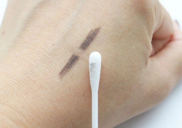 ダイソー　ぬれてる綿棒