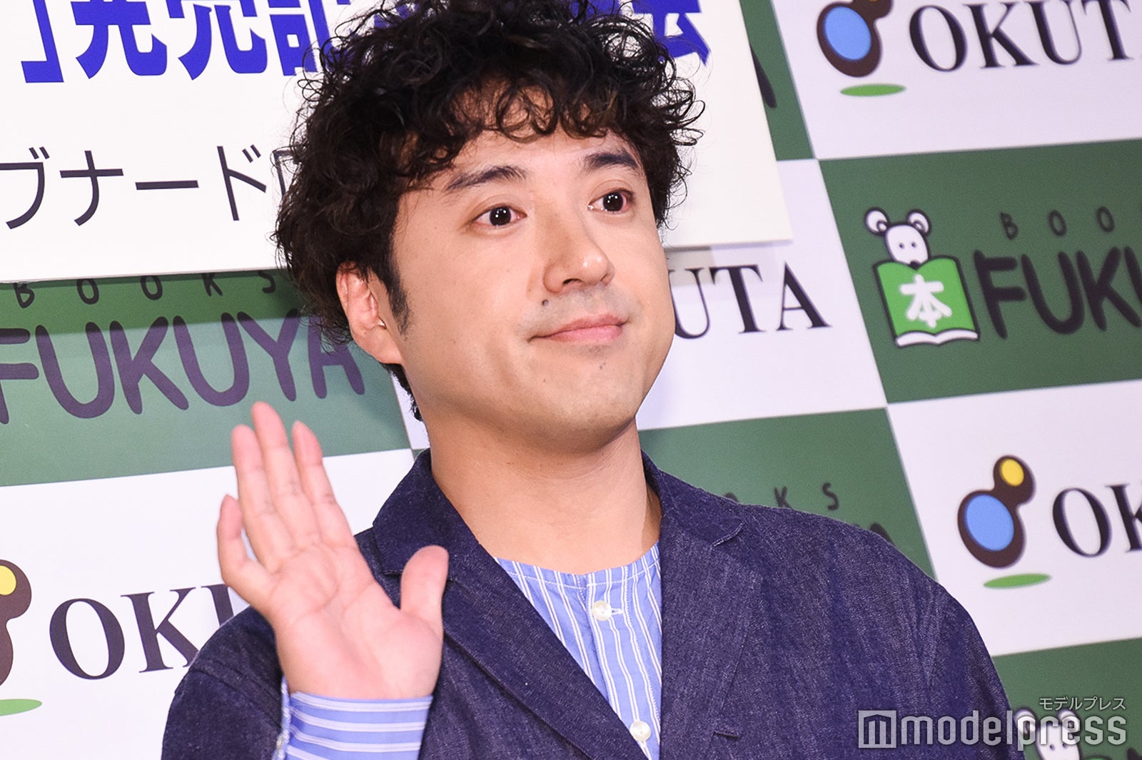 ムロツヨシ“血だらけ”怪我メイクに反響「リアルすぎ」「本当に痛そう」